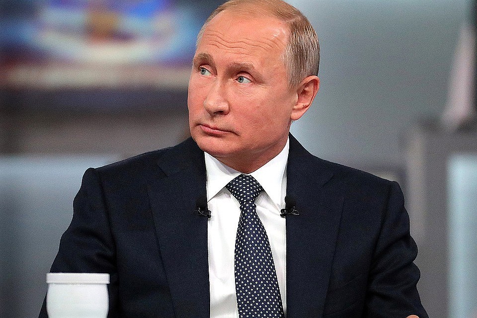 Владимир Путин поручил пересмотреть систему распределения бюджетных мест