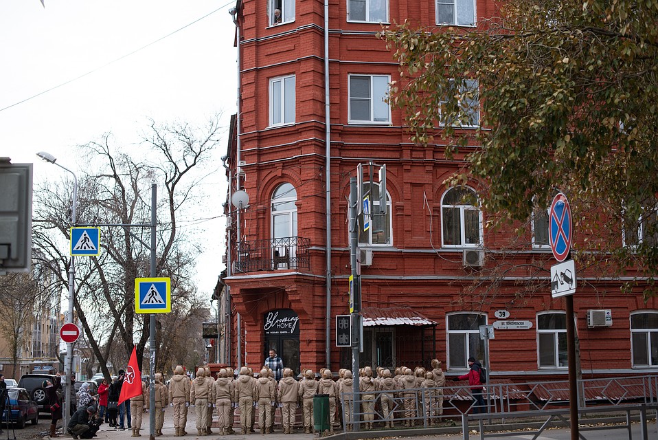 Юнармейцы поздравили ветеранов