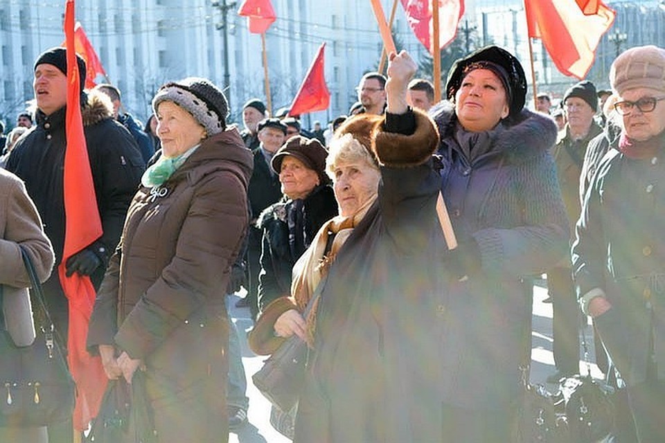 Празднование начнется с митинга, который состоится на привокзальной площади железнодорожного вокзала у памятника Ленину