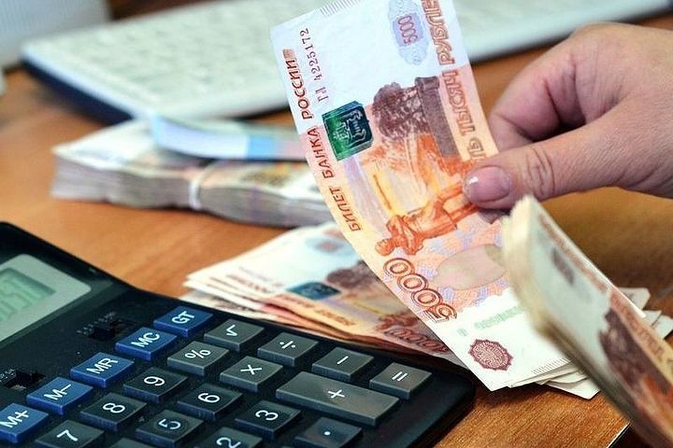 На предприятии решили зарплату работников потратить на другие цели.