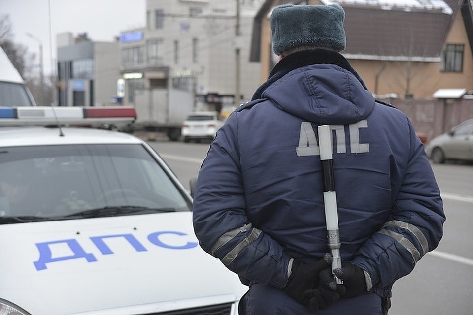 Полицейские остановили гонщиков