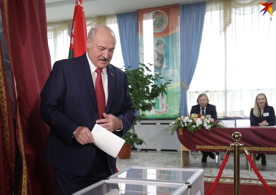 Президент намерен участвовать в выборах президента-2020, но дата еще не назначена.