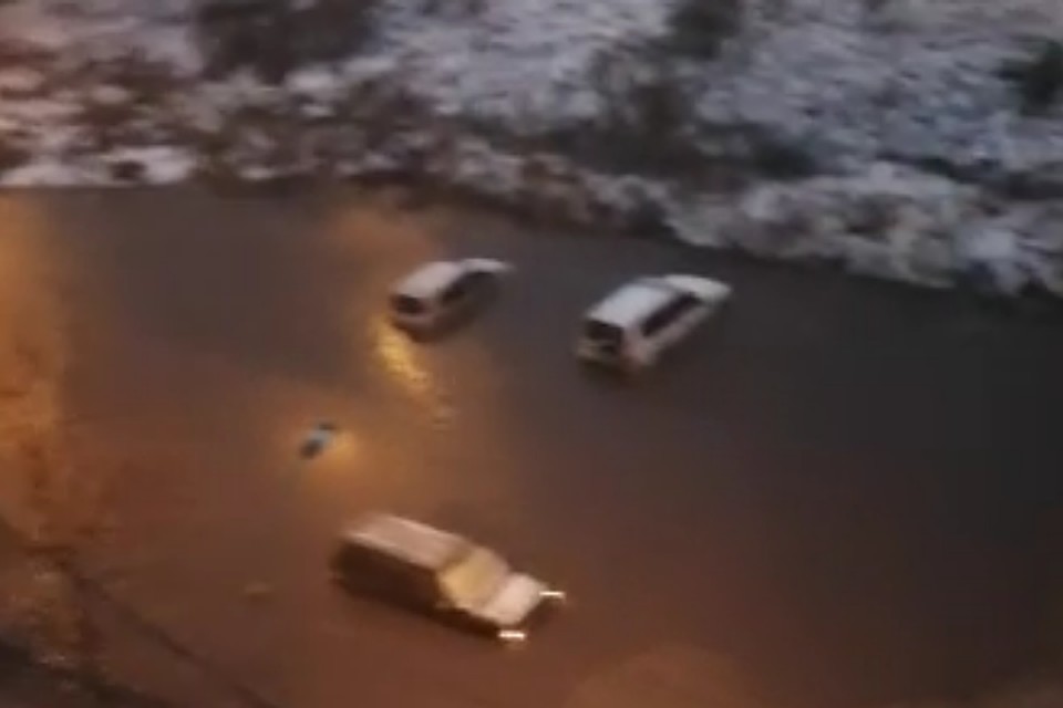 Такое, по словам местных, происходит ежегодно.