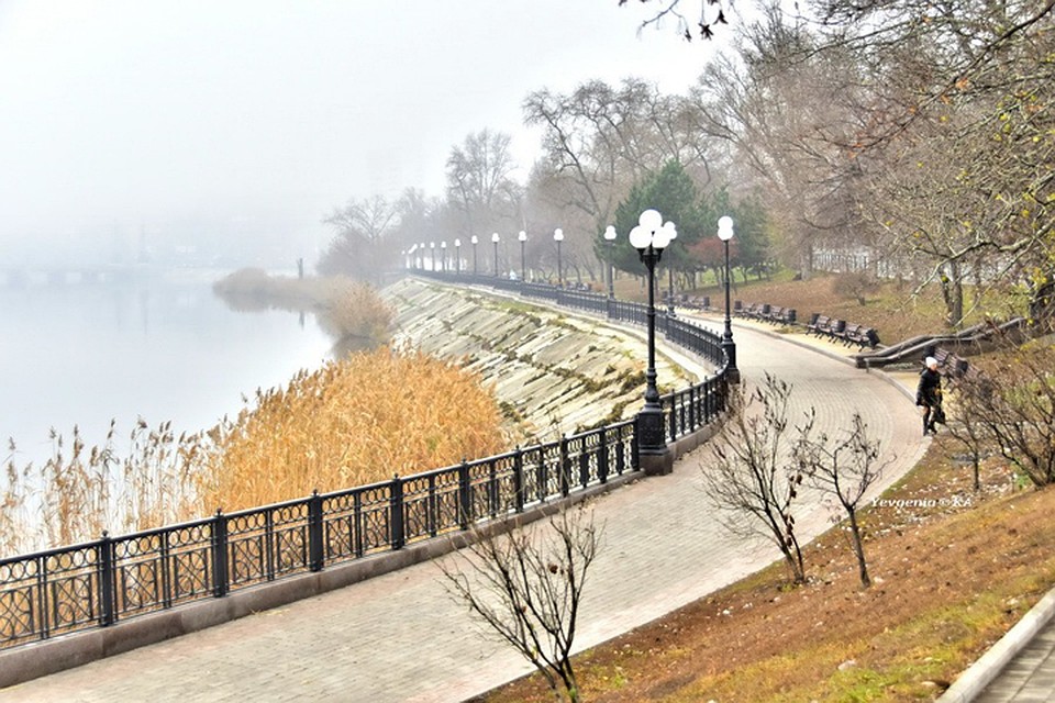 Туманы в Донецке. Фото: Евгения Карпачева