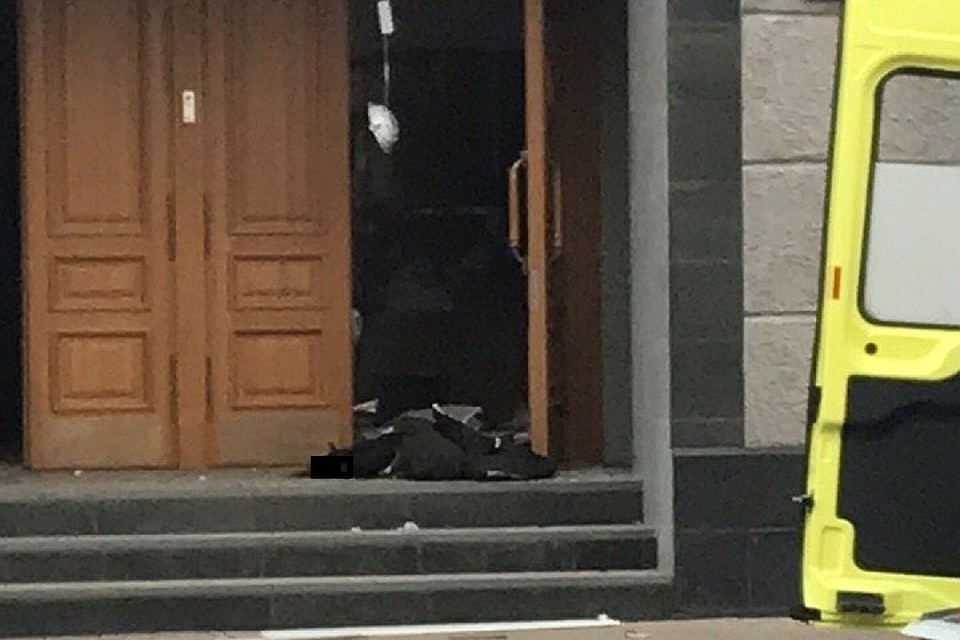 За оправдание взрыва у здания ФСБ в Архангельске петербургского пенсионера привлекли к ответственности. Фото: ВАВИЛИНА Мария.