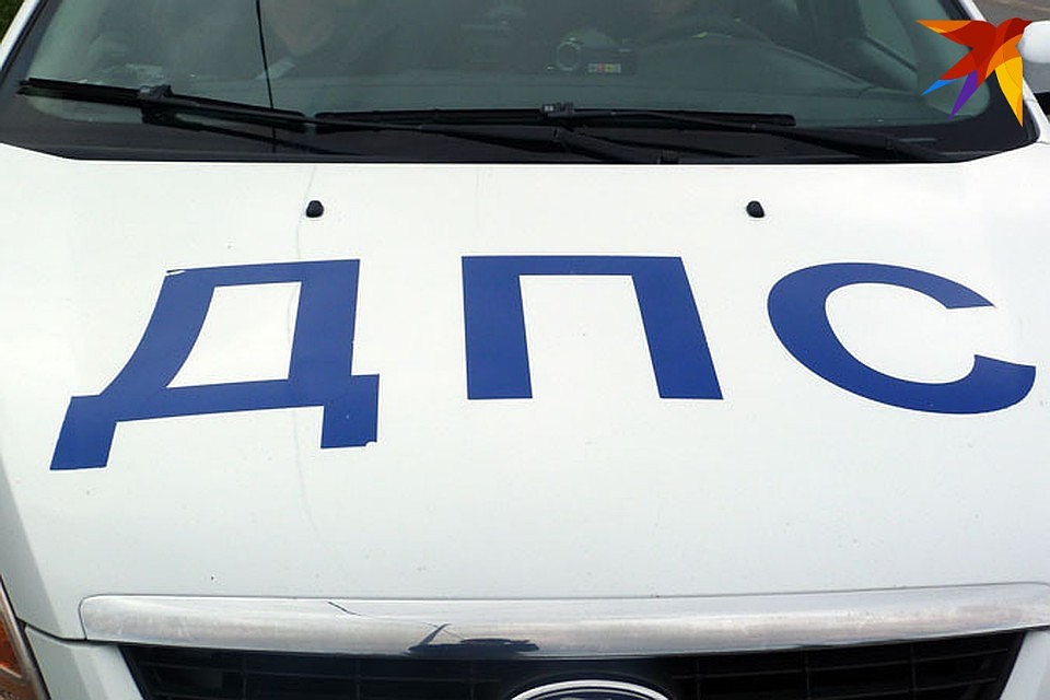 На месте аварии работали сотрудники Госавтоинспекции, медики, спасатели МЧС.