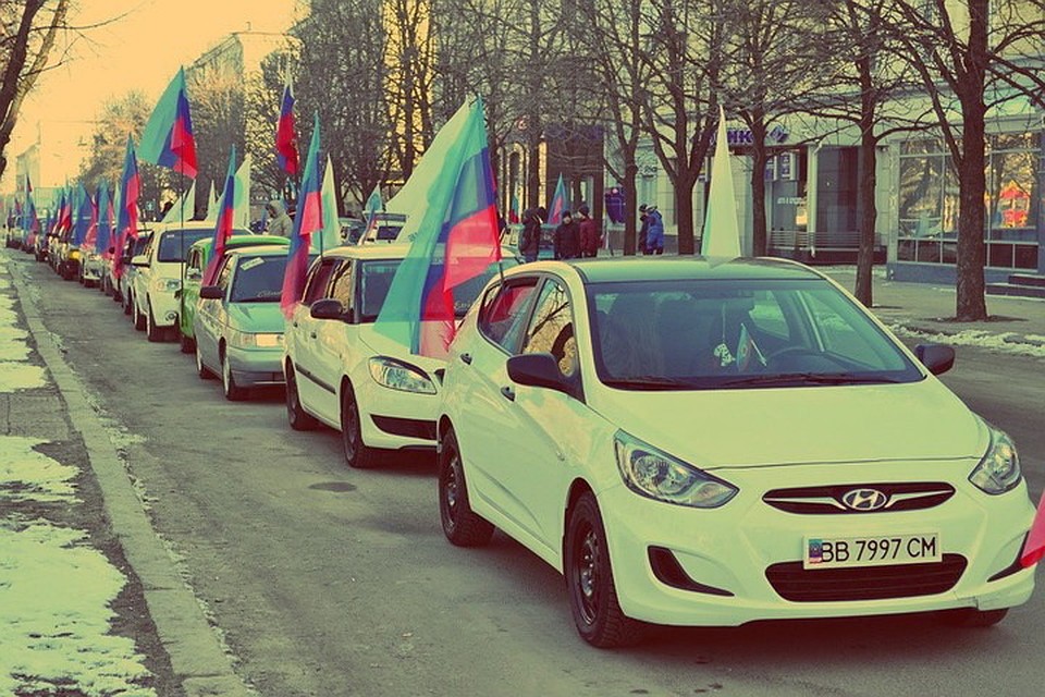 В Луганске еще много машин с украинской регистрацией. Фото: drive2.ru