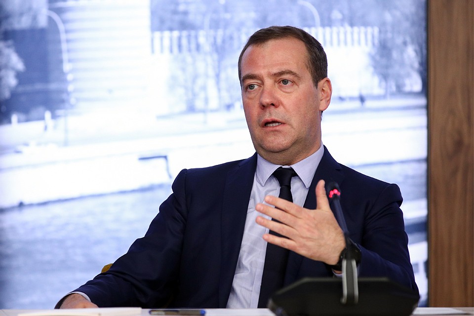 Дмитрий Медведев во время встречи с руководителями государственных информационных агентств СНГ. Фото: Сергей Бобылев/ТАСС
