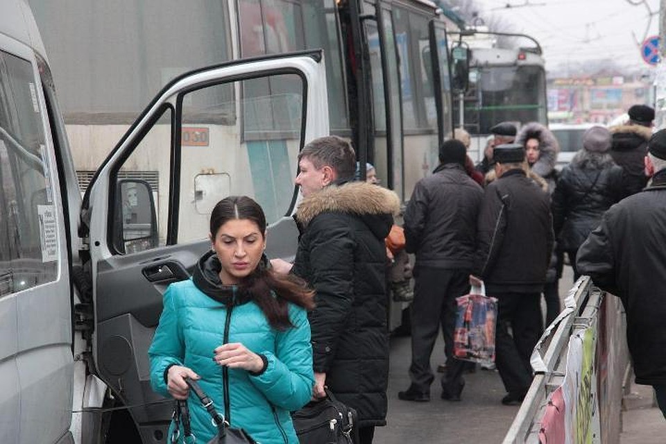Время ожидания автобуса с недавнего времени резко увеличилось.