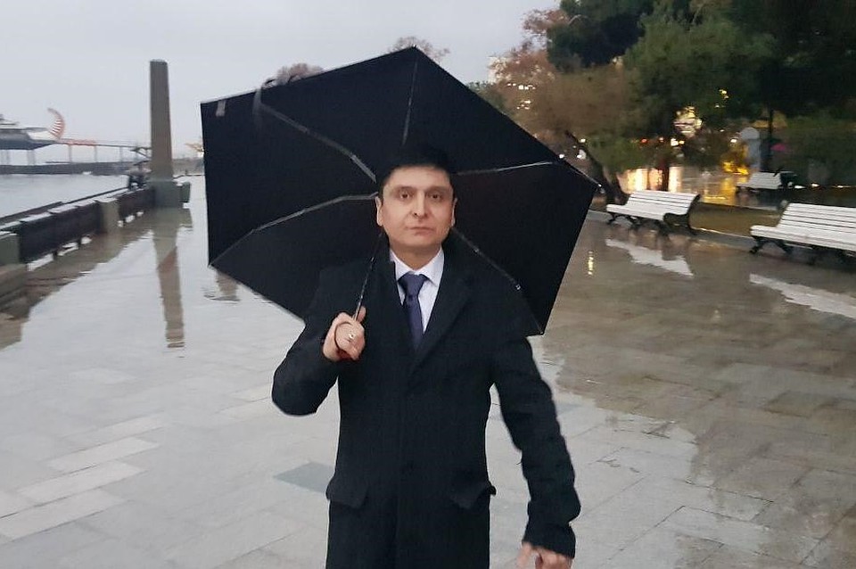 Двойник президента Украины разгуливает по Крыму. В квартирку ливадийскую приехал, небось?