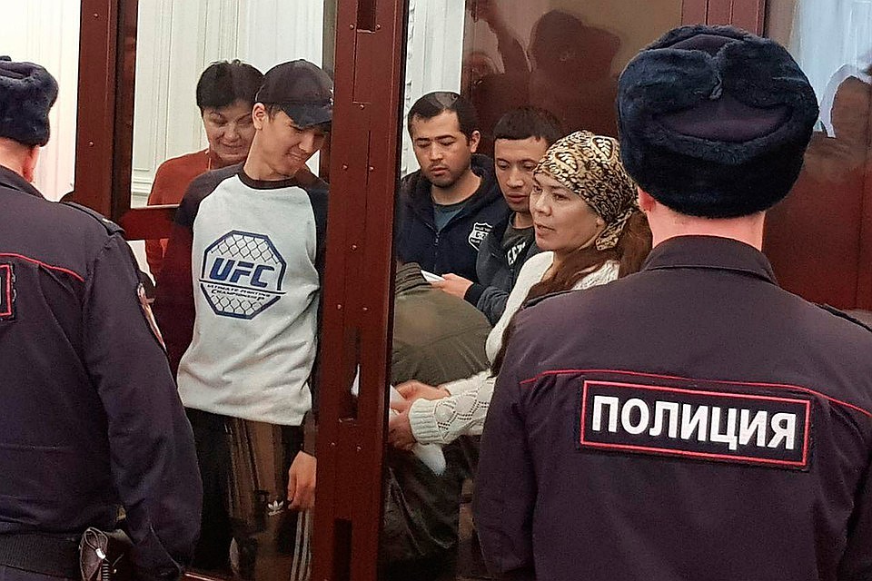 Оглашение приговора по теракту в метро Петербурга назначено на 10 декабря.