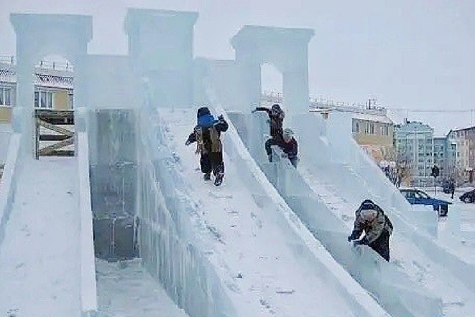 Безопасность ледового городка в Салехарде будут проверять каждый день Фото: Администрация Салехарда