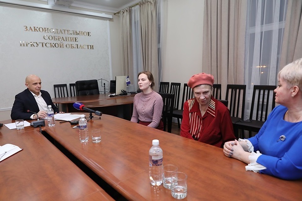 ФОТО: пресс-служба Законодательного Собрания Иркутской области.