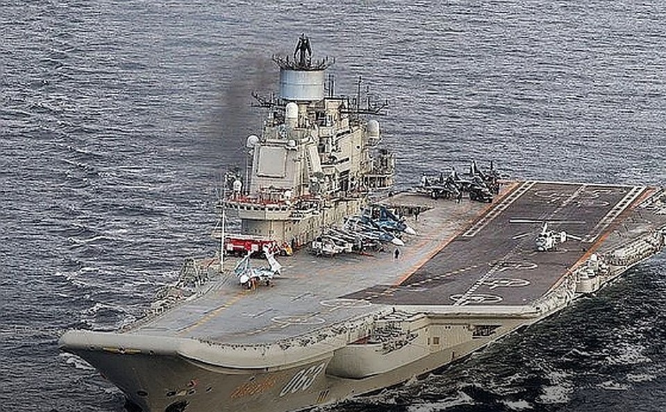 Военный погиб при тушении пожара на крейсере «Адмирал Кузнецов»