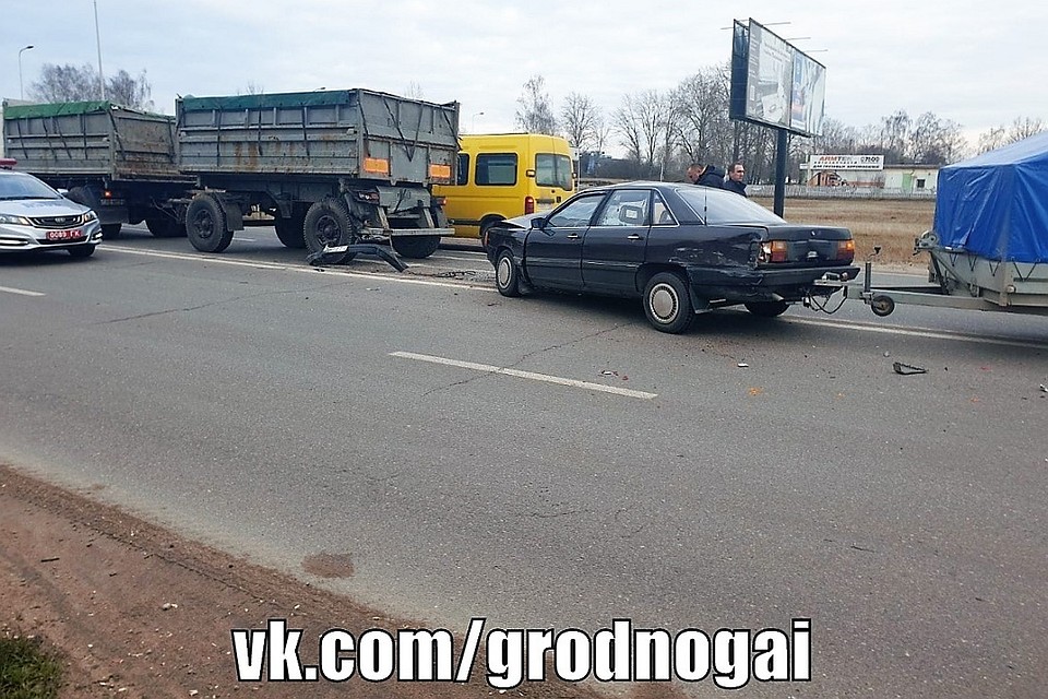 Водитель Audi совершил двойное ДТП. Фото: ГАИ Гродно.