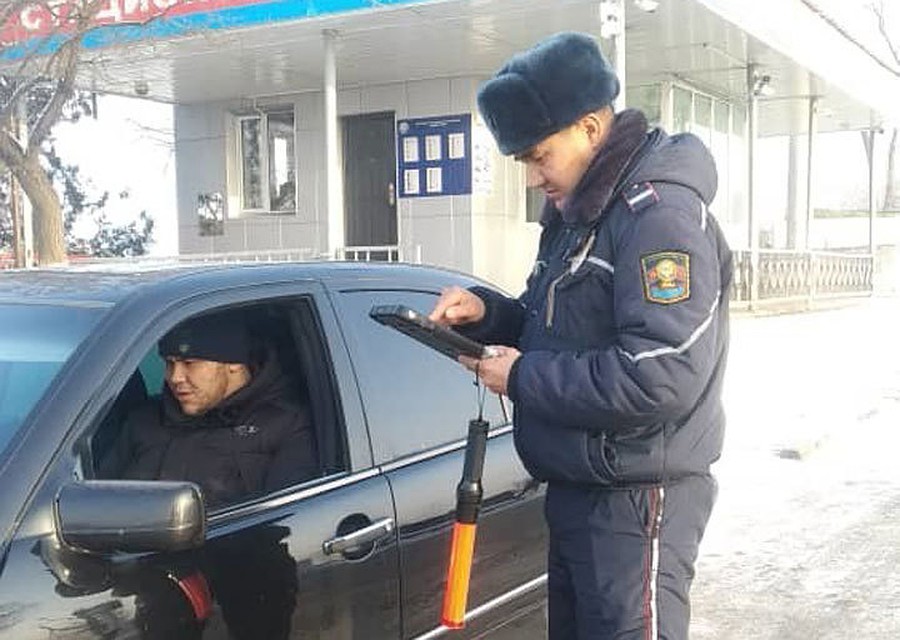 Инспекторы УОБДД пока проводят разъяснительные работы с водителями о необходимости своевременно оплачивать штрафы.