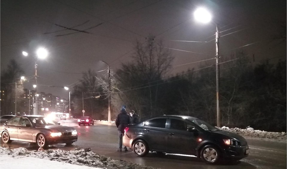 В Северном районе Орла не разъехались две иномарки. Фото: УГИБДД УМВД России по Орловской области