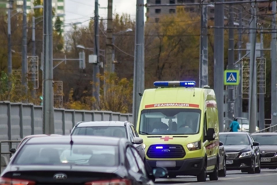 Второго пострадавшего в тяжелом состоянии увезли в больницу