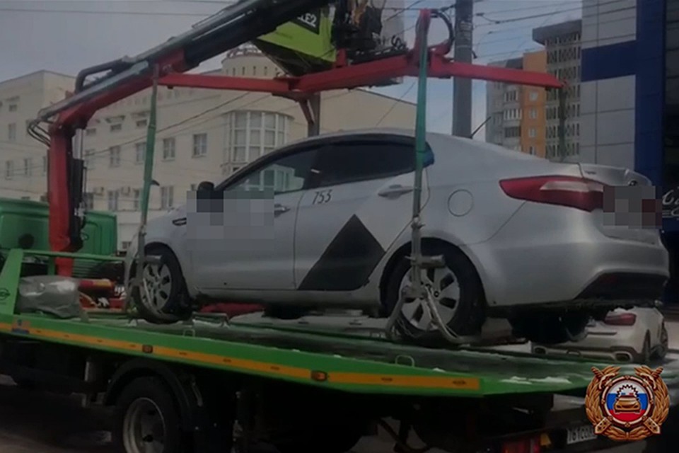 В Твери прошел рейд "Легковое такси" Фото: УГИБДД России по Тверской области