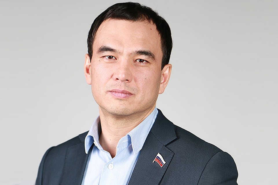 Сергей Тен: - В стратегии развития Иркутской области должны быть отражены социально значимые вопросы в здравоохранении и образовании. Фото: личный архив