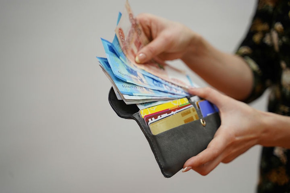 Ярославна задолжала 30000 рублей
