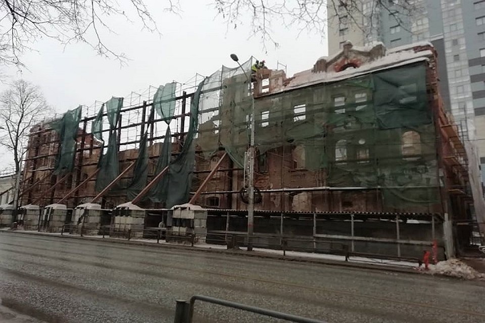 Здание пивзавода на Сибирской. Фото:Андрей Данич