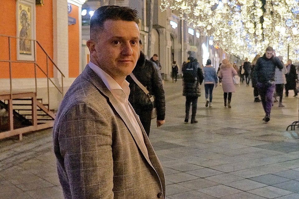 Томми Робинсон в Москве.