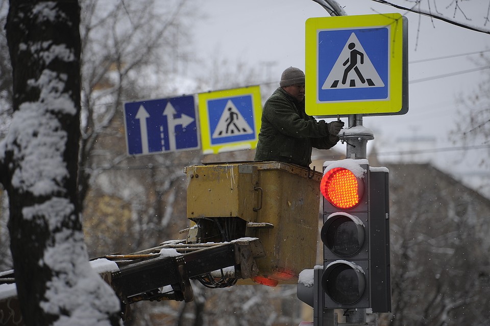 В Сыктывкаре на Октябрьском проспекте установят новый светофор
