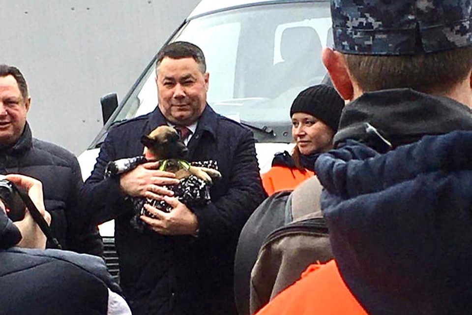 Губернатору Игорю Рудене больше всего понравился щенок