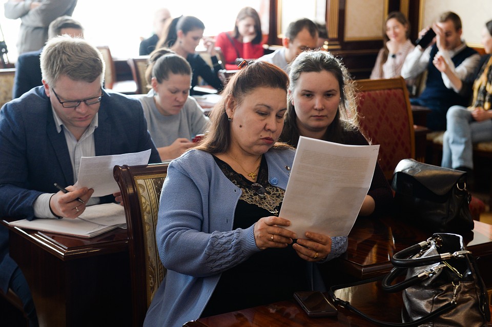 В самых густонаселенных микрорайонах региона одновременно ведется проектирование и строительство нескольких десятков социальных объектов. Фото: пресс-служба администрации Ленинградской области
