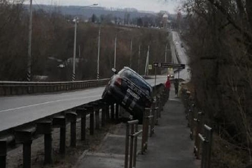 Автомобиль не ехал, а словно летал! (Фото: ryazpressa.ru).