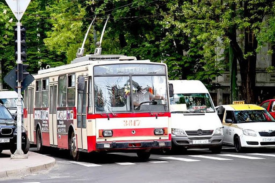 Общественный транспорт возобновит работу с понедельника, 16 марта.