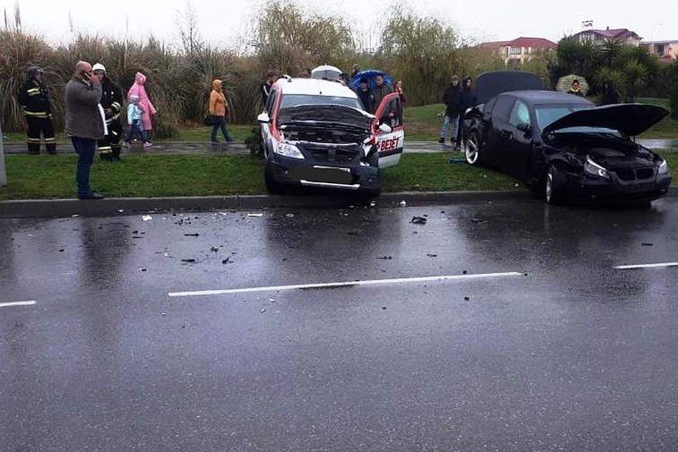 Снимок с места ДТП. Фото: ОГИБДД УВД по Сочи