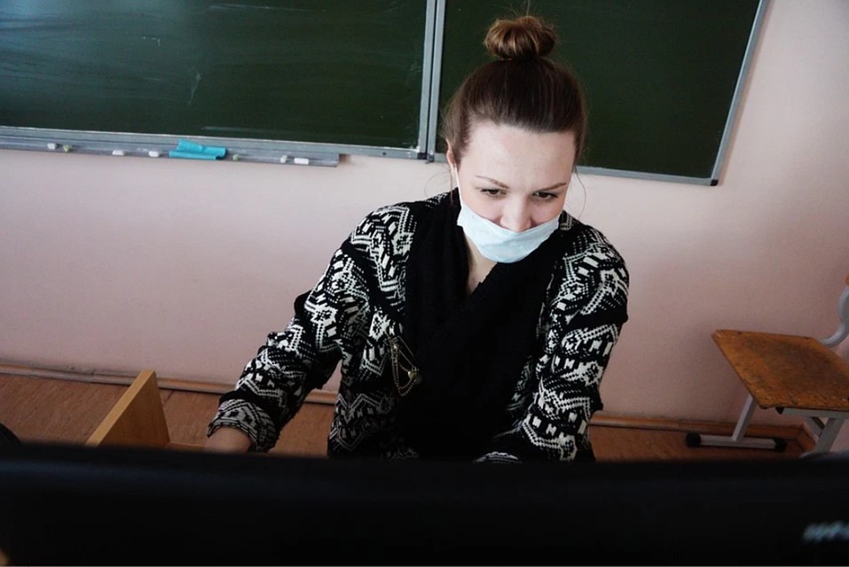В Челябинске приняли решение, закрывать ли школы на карантин с 16 марта