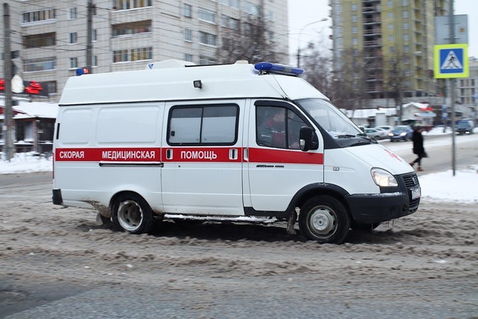 Мужчине вызвали врачей «скорой помощи».