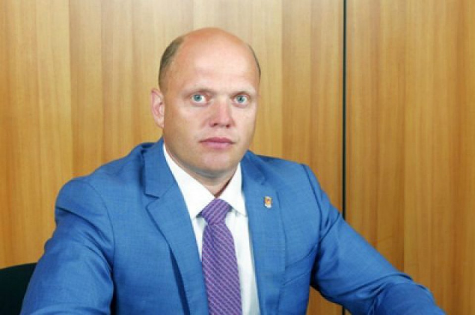 Михаил Шаров считает свое увольнение незаконным, так как ему официально не предъявлено обвинение. Фото с сайта городской администрации