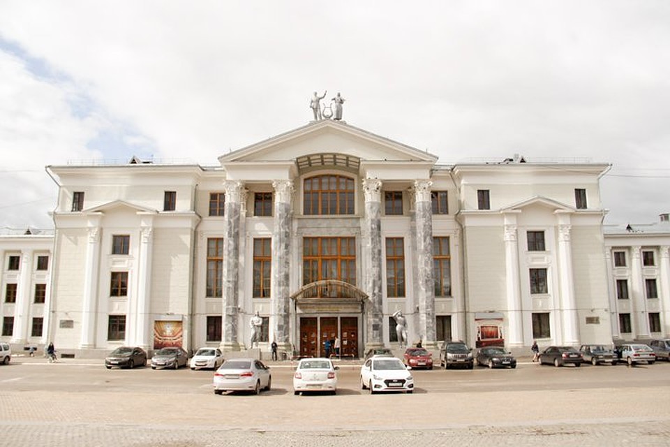 Пермякам придется перенести пышные свадьбы