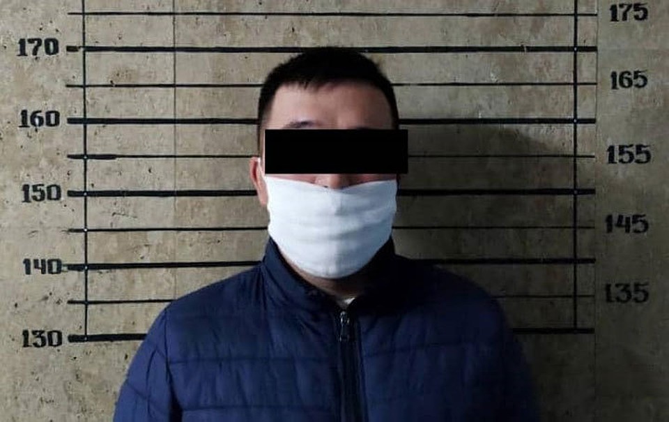 Задержанного допросили и отпустили под обязательство о явке (Фото: Комендатура Бишкека).