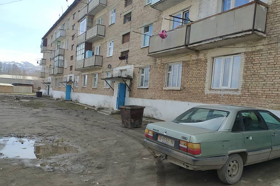 Тот самый «изолированный» дом в Караколе.