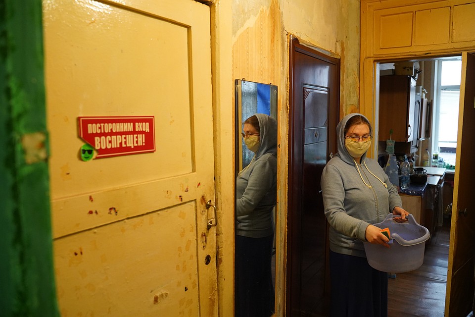 В коммуналке тяжело остаться одной