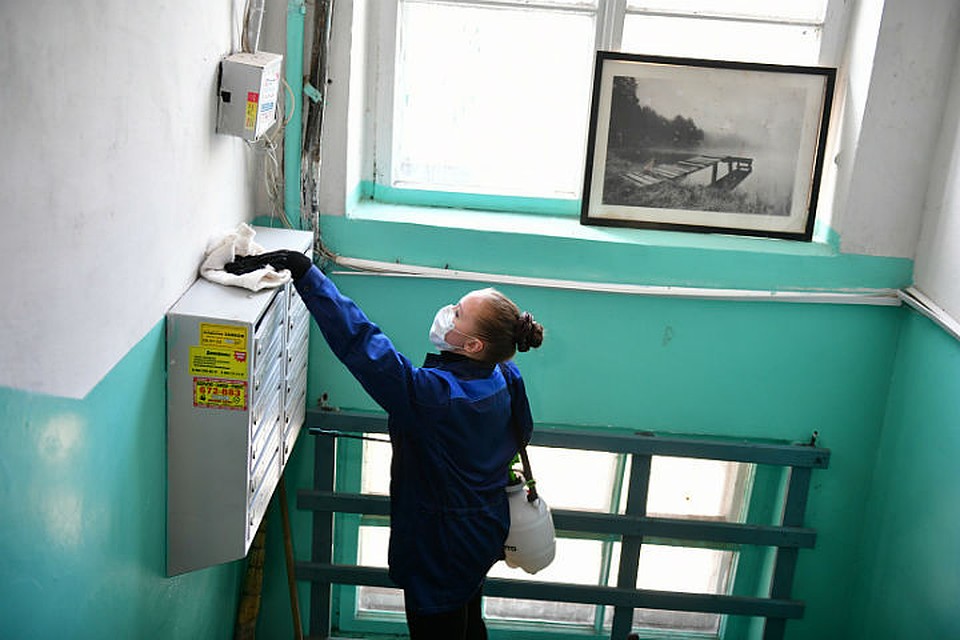 На уборку одного подъезда уходит десять минут