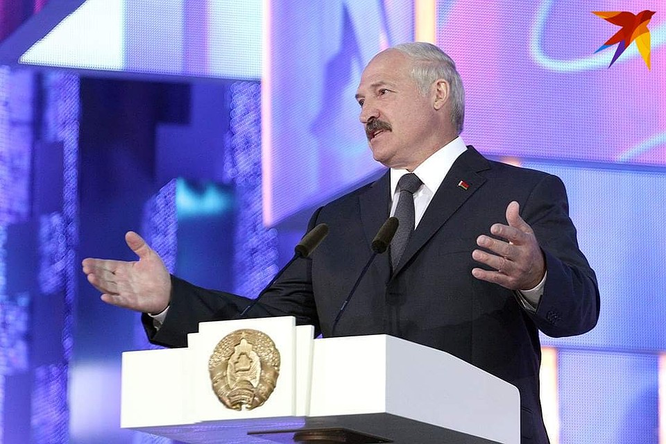 Лукашенко потребовал дать ему прогноз по пневмониям.