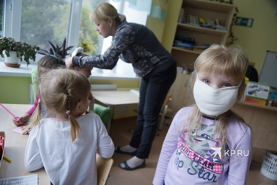 За все время коронавирусом заболели 76 детей