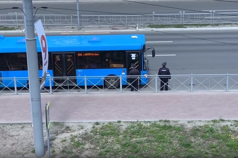 Напомним, что с 7 мая ношение масок обязательно для всех брянцев.