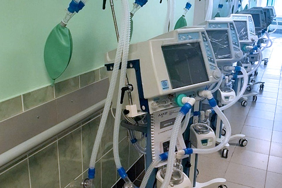 В Псковской области уже работали 10 аппаратов «Авента-М», а всего должны были поступить в апреле-мае 27 приборов.