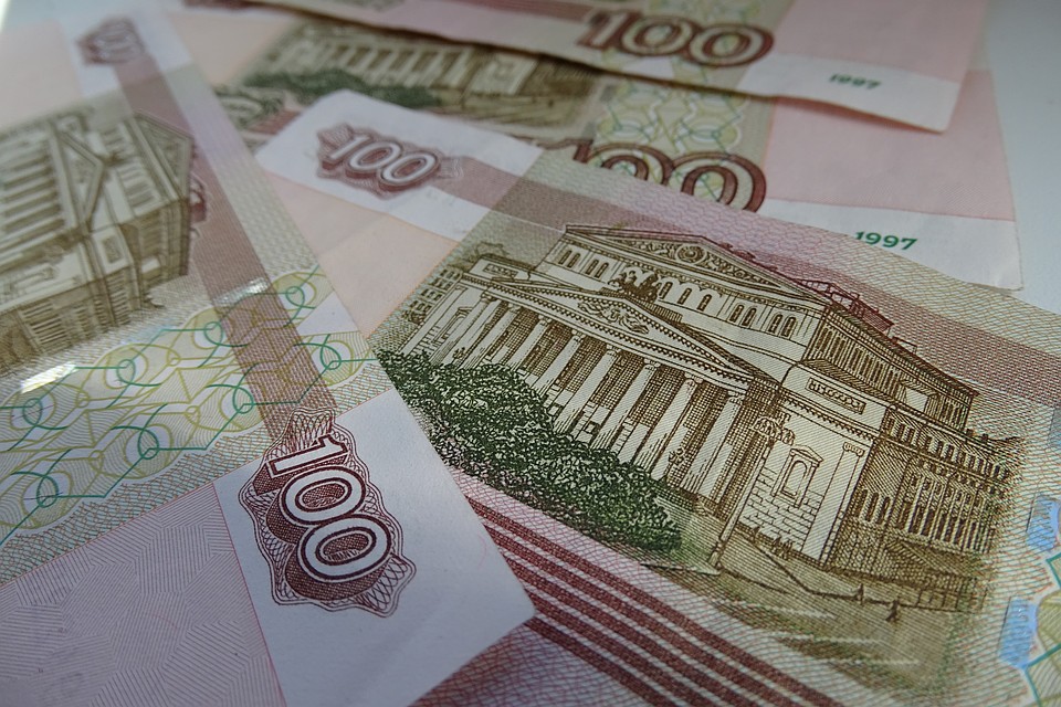 Липчанку оштрафовали за фейк о червивой рыбе в больнице