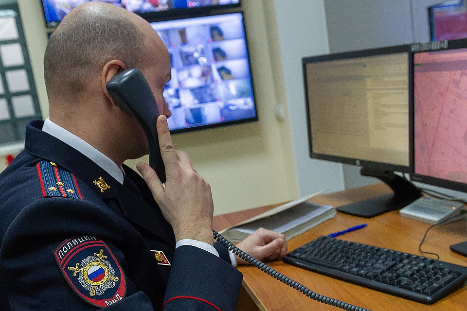Оперативникам предстоит выяснить и установить все детали произошедшего.