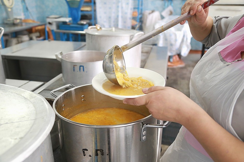 В Красноярске обанкротился школьный комбинат питания
