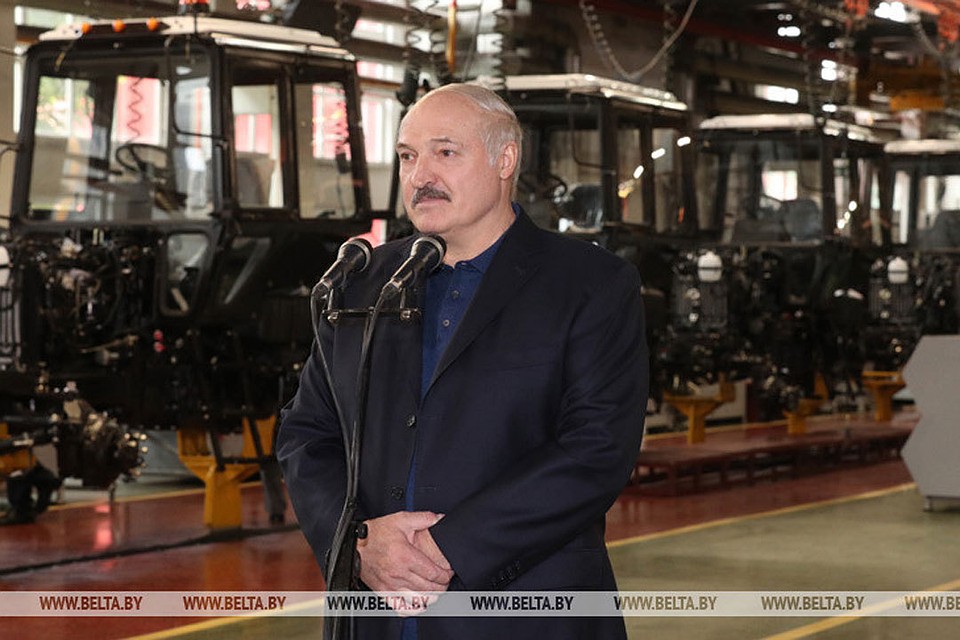 Александр Лукашенко на Минском тракторном заводе. Фото: belta.by