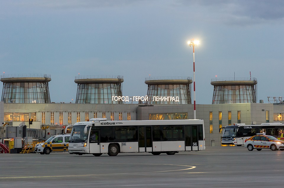 В Пулково прилетели 66 человек из Майамии.